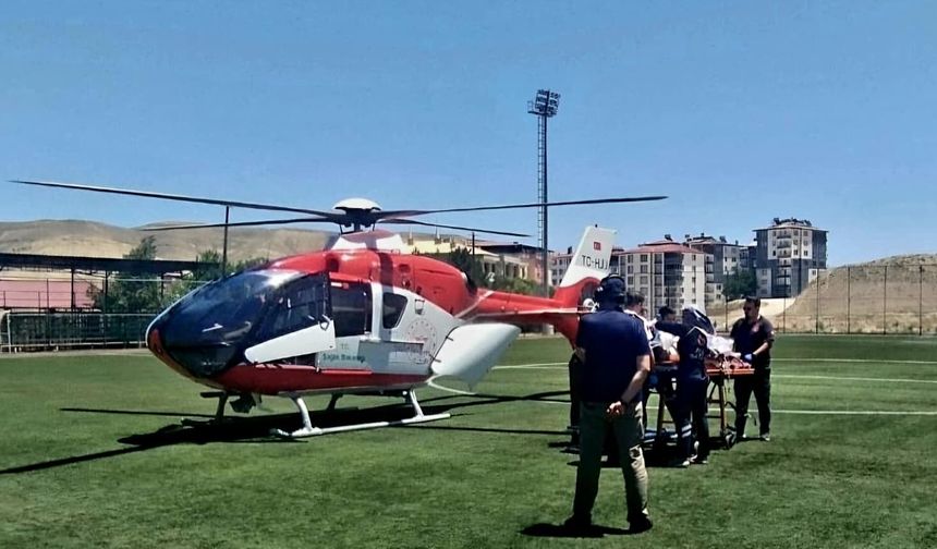 16 yaşındaki hasta hava ambulansıyla Malatya'ya sevk edildi