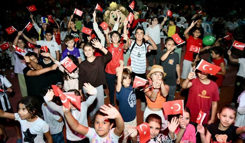 Yeşilyurt Yaz Akşamları’nda 30 Ağustos Coşkusu