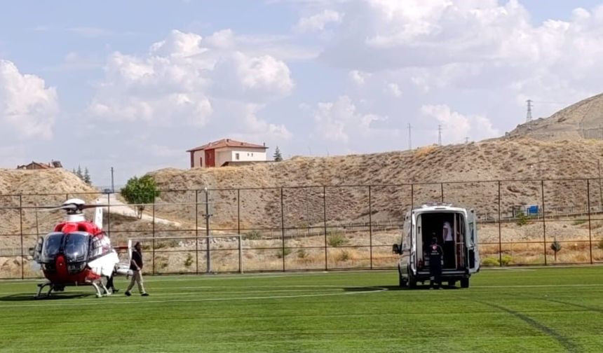 Apandisit Olan Çocuk Helikopterle Sevk Edildi