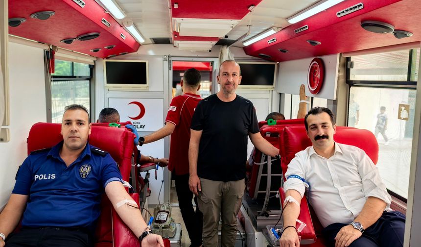 Protokolden Anlamlı Destek: Kan Bağışına Katıldılar