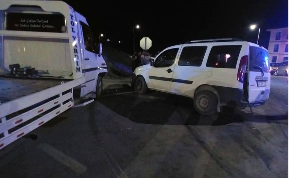 Yeşilyurt’ta Feci Kaza: 5 Yaralı