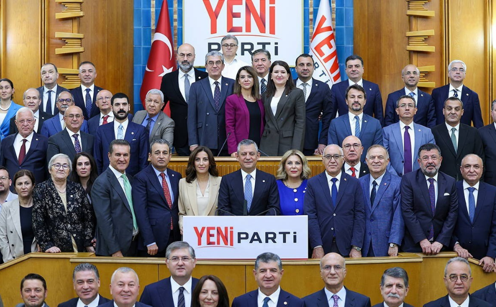 Ağbaba: Yeni Partimiz İçin Bir Nefer Gibi Çalışmaya Hazırız