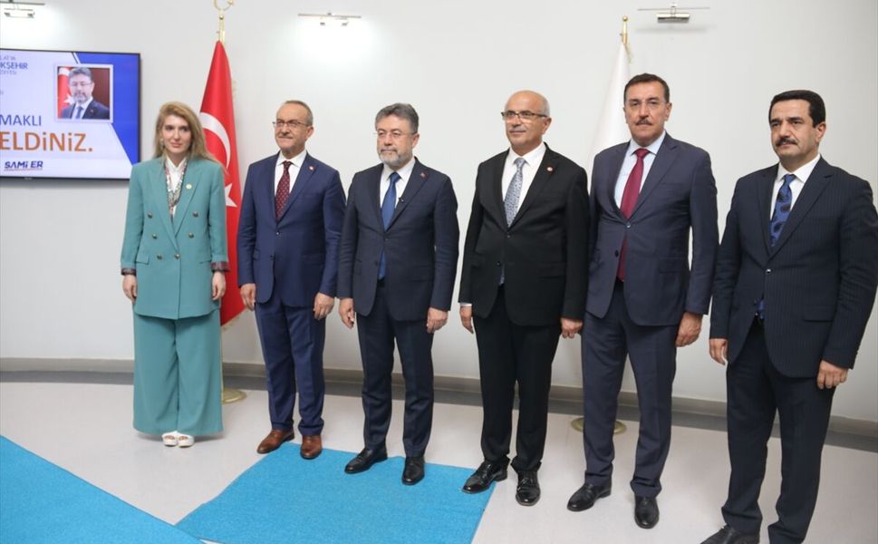 Bakan Yumaklı, Malatya'da ziyaretlerde bulundu