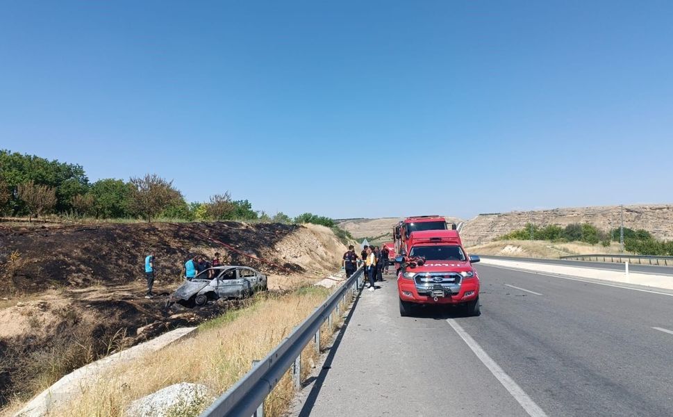 Kuzey Çevre Yolu’nda Araç Yangını: 1 Ölü, 1 Yaralı