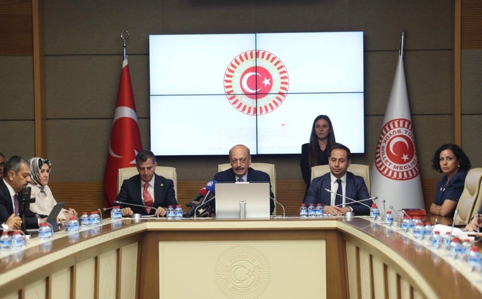 Gazze İçin Toplandı: Sağlık Krizi ve İnsani Dram Masada