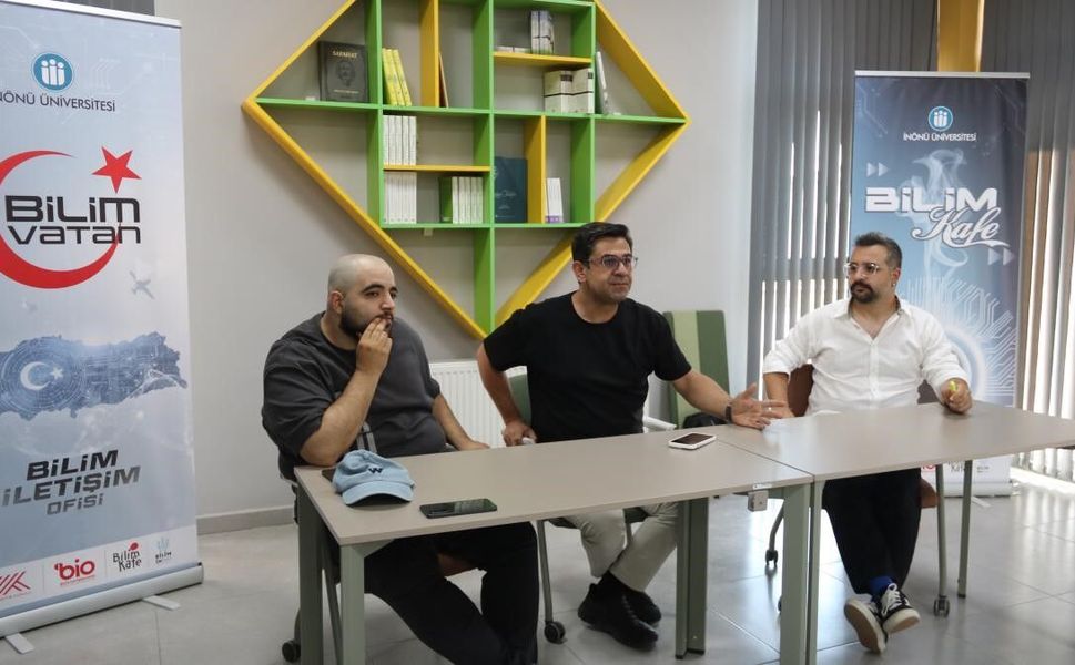Yapay zeka ve geleceğin meslekleri konuşuldu