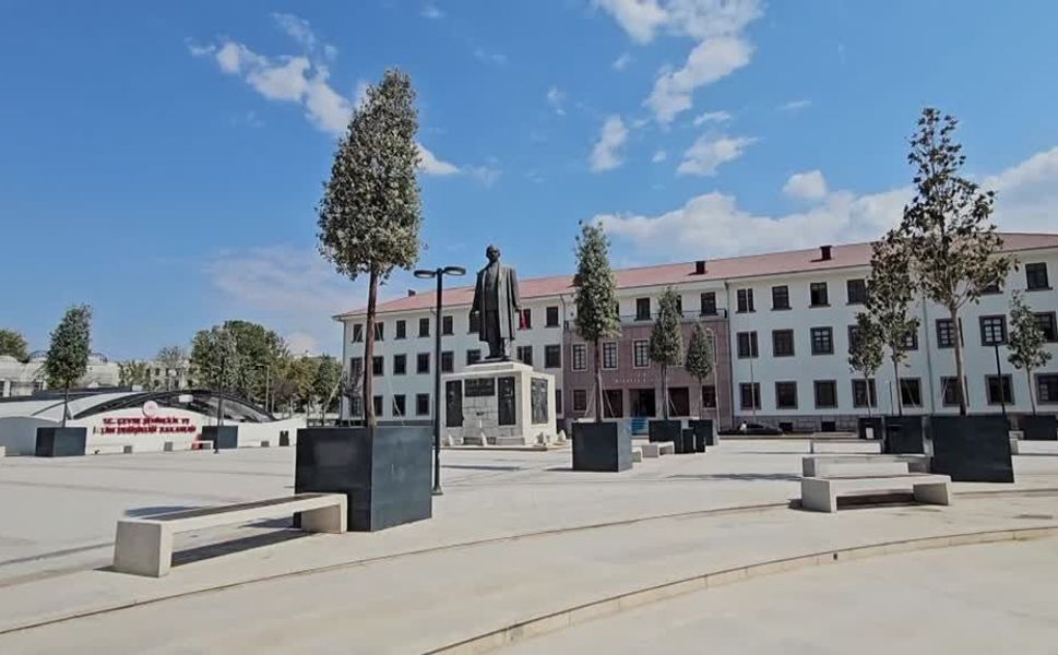 Sıcak Hava Hayatı Durma Noktasına Getirdi
