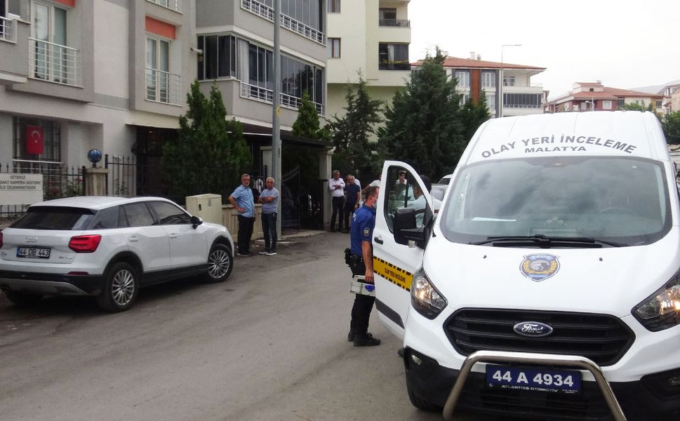 Evinde Hareketsiz Bulunan Şahıs Hayatını Kaybetti
