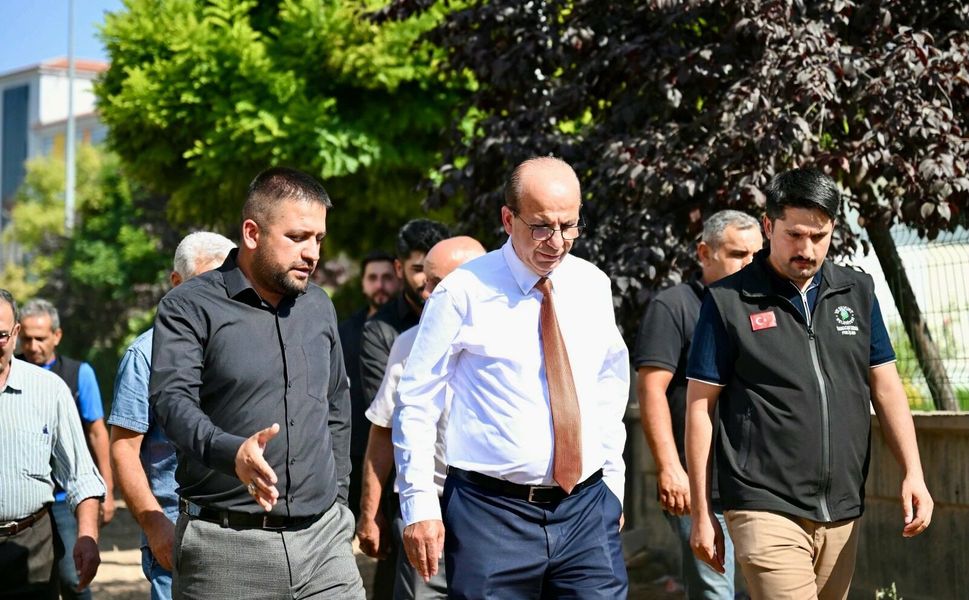 Başkan Geçit Geli Mezrası’nda İncelemelerde Bulundu
