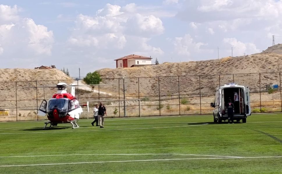 97 Yaşındaki Hasta Hava Ambulansıyla Malatya’ya Sevk Edildi