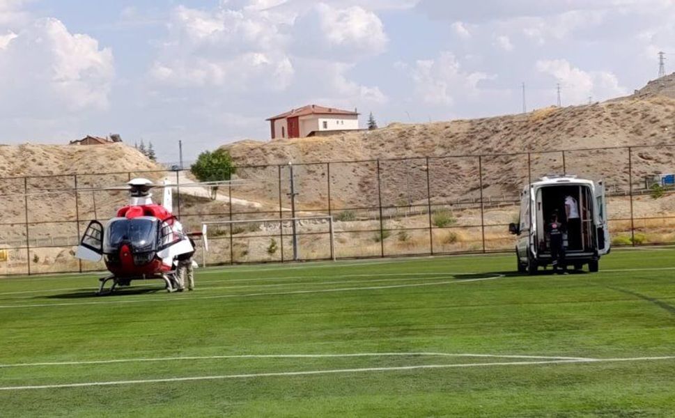 Kalp Krizi Geçiren Hasta Helikopterle Sevk Edildi