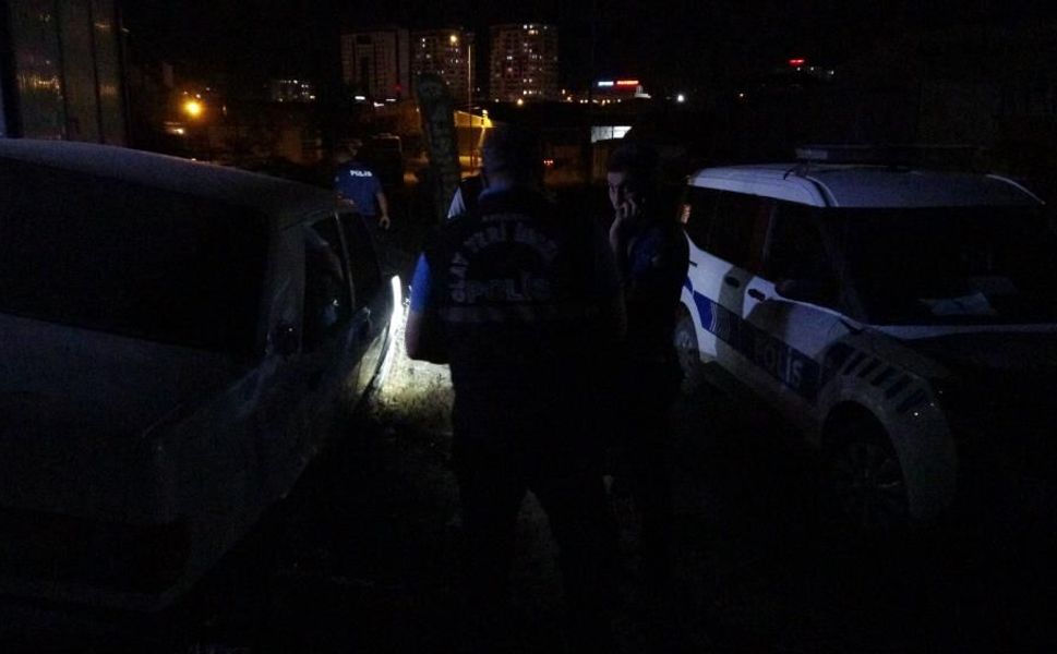 Sanayi Sitesinde Silahlı Kavga: 1 Yaralı