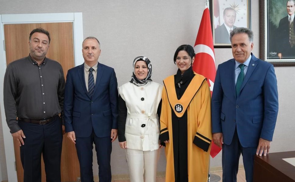 İnönü Üniversitesi’nde Akademisyenlere Cübbe Töreni