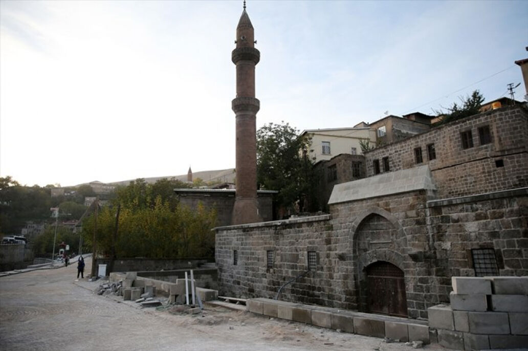 Bitlis'in tarihi dokusu "Dere Üstü Kentsel Dönüşüm Projesi" ile ortaya çıkarılıyor